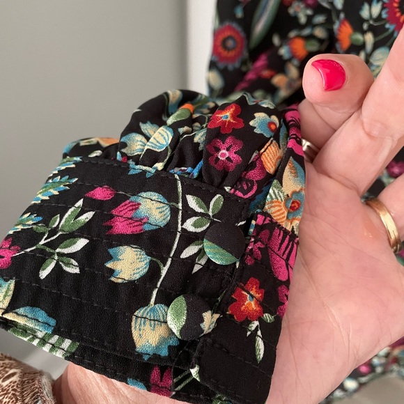 Gimmicks top - Picture 3 of 10